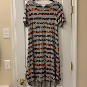 geometric striped lularoe Carly, size small